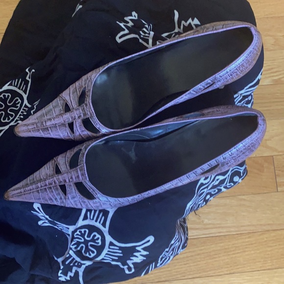 The Perfect Professional Pump - Picture 2 of 4